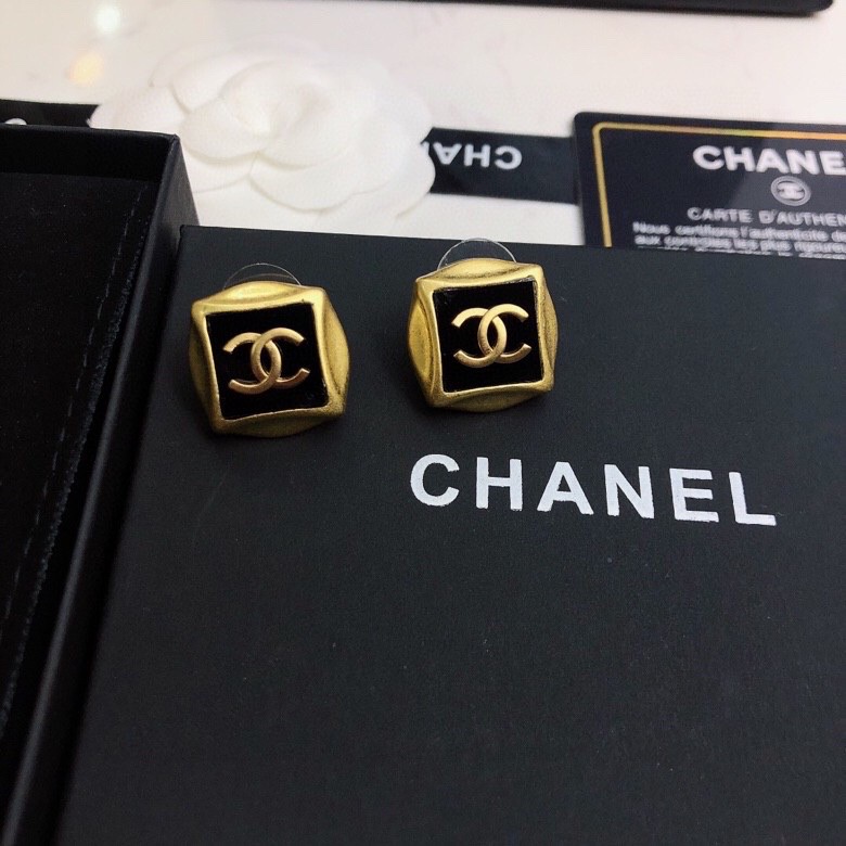 Chanel Earrings - Click Image to Close